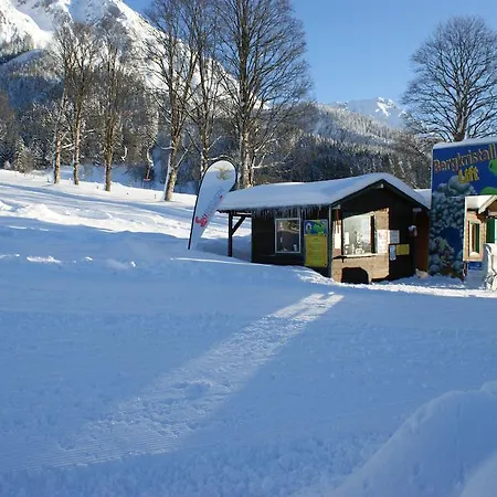 Knollhaeusl بيت للعطل